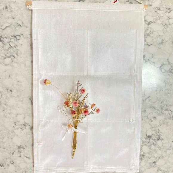 Hello Kitty Canvas Wall Organizer - Picture 7 of 7